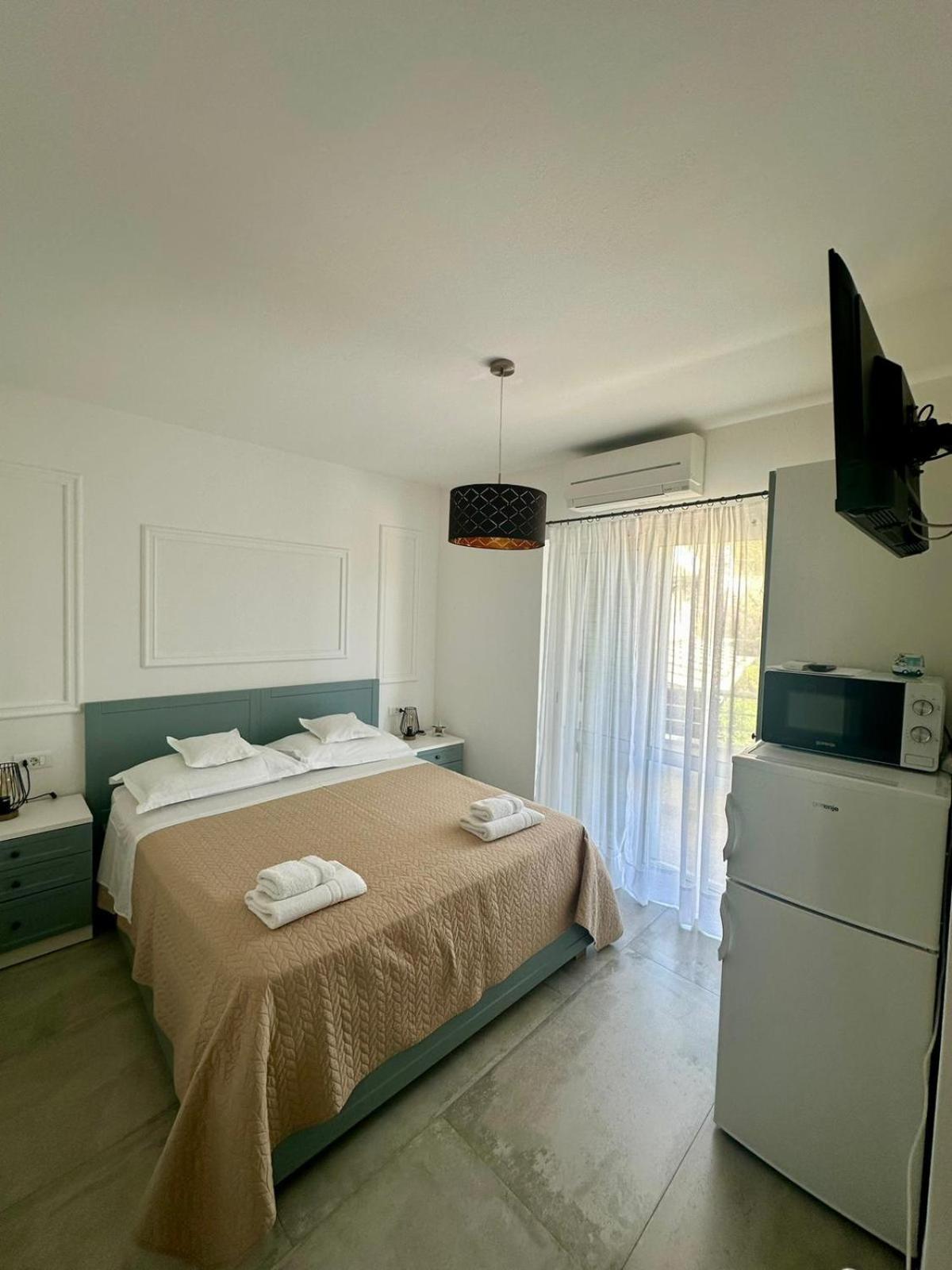 Lozina Apartma Drvenik (Split-Dalmatia)