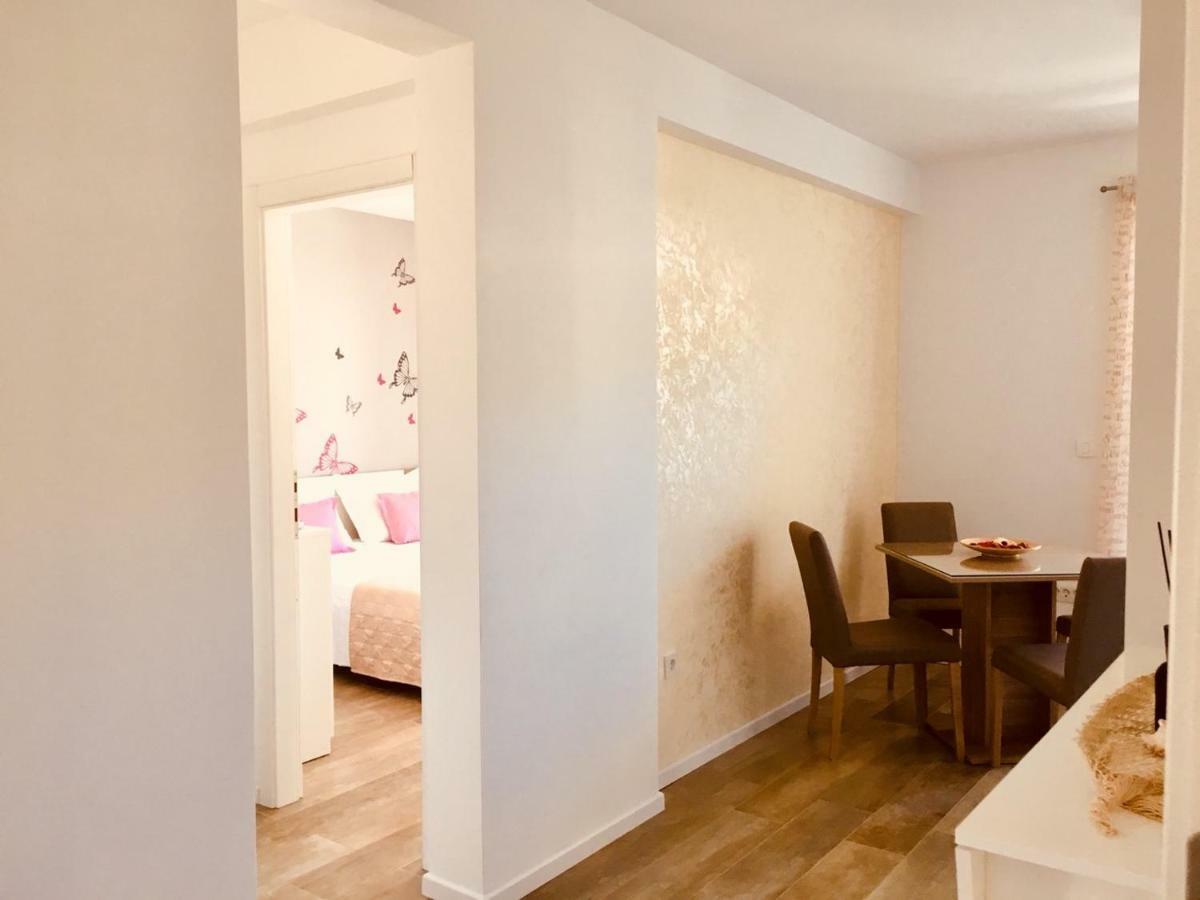 Apartma Lozina *