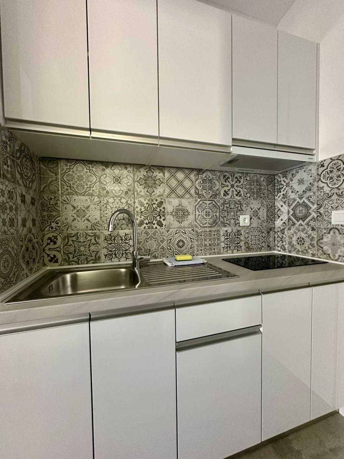 Lozina Apartment *